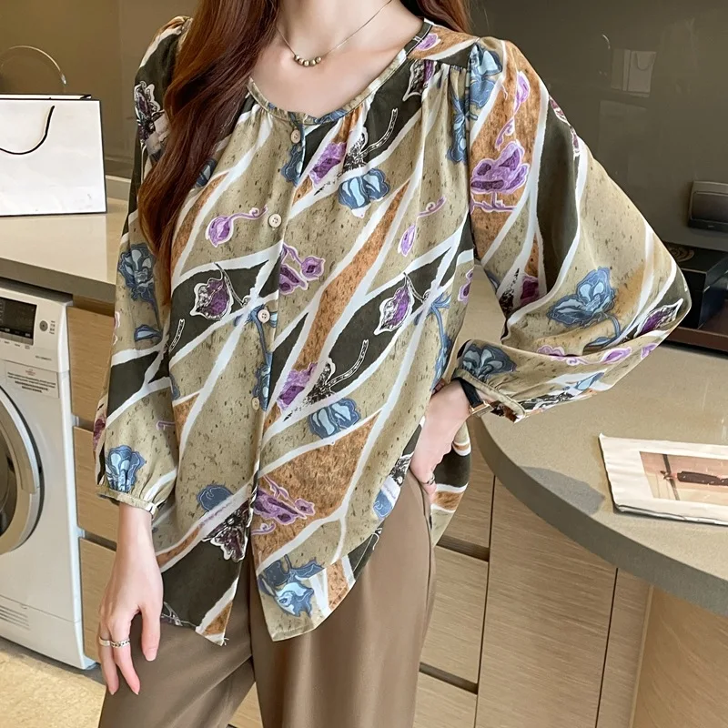 

2025 Новая женская шифоновая рубашка с длинным рукавом и принтом, свободная, большие размеры, с цветочным узором, в стиле Юго-Восточной Азии