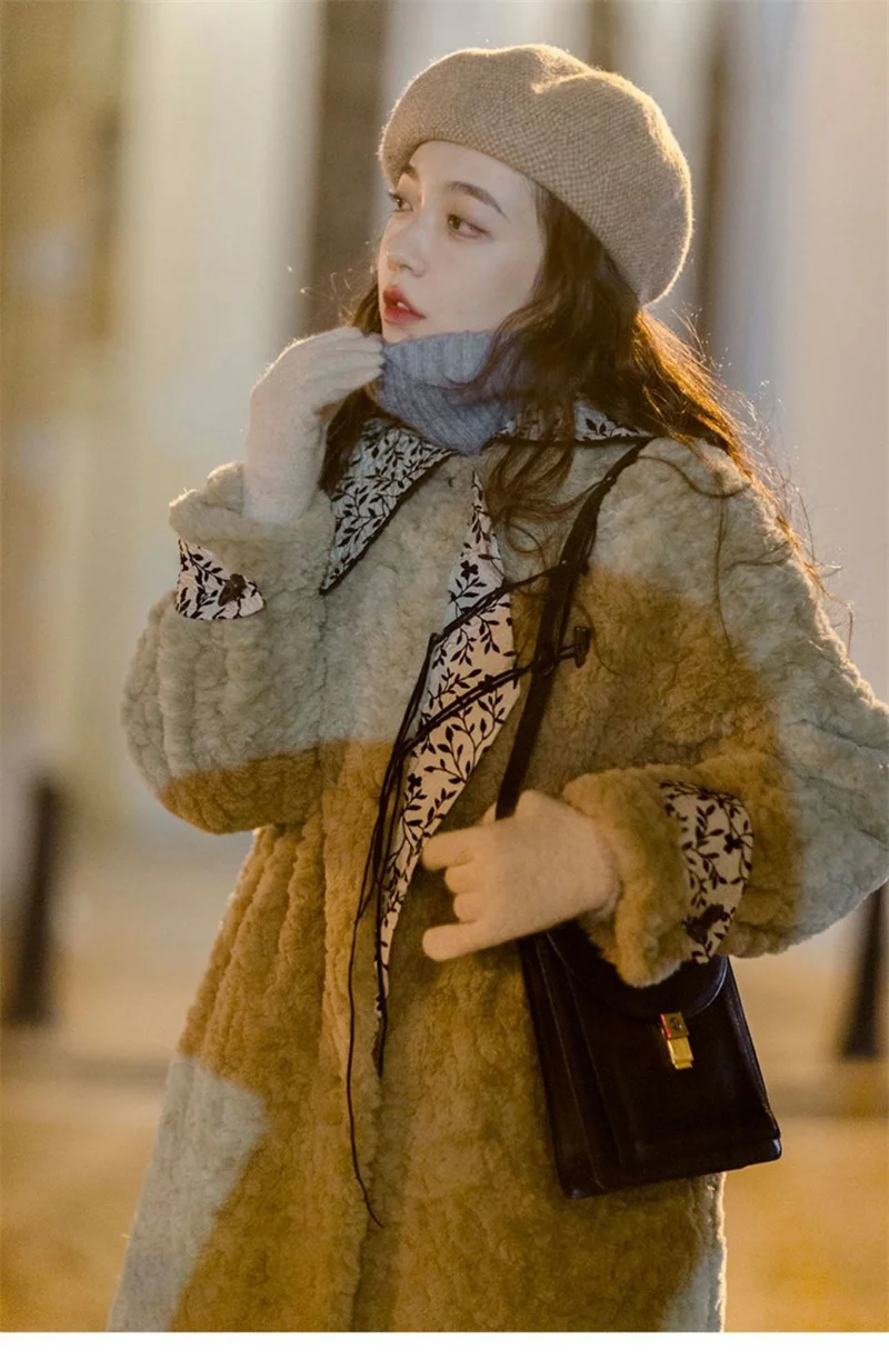 Lamb Fur Coat For women In Winter 2025 Young New Environmentally Friendly Fur Medium Long Furry Cow Horn Button Coat
