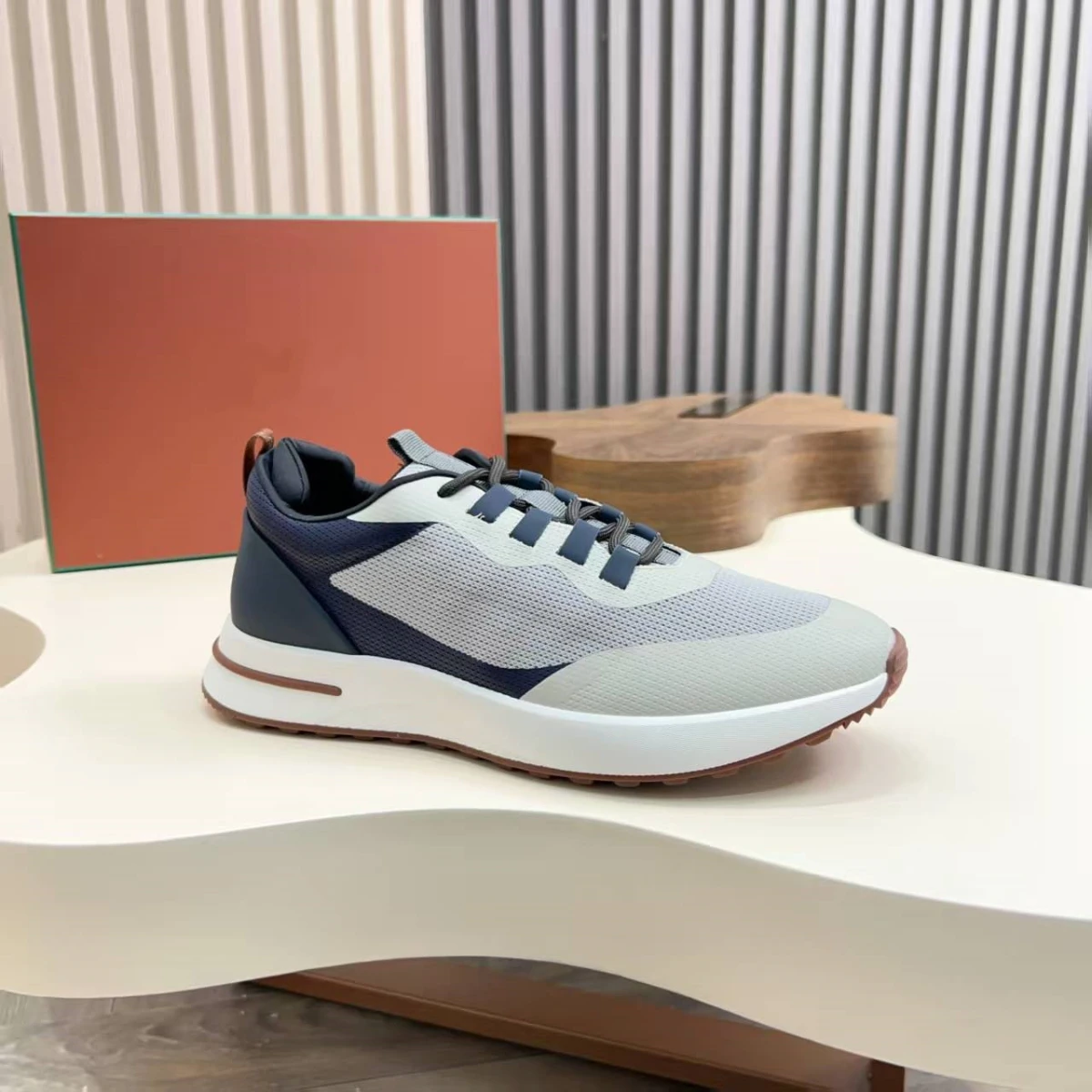 Nieuwe casual sneakers voor heren Mesh en leer patchwork hardloopschoenen Lage veterschoenen Meerkleurige ademende veelzijdige joggingschoenen - afbeelding 1