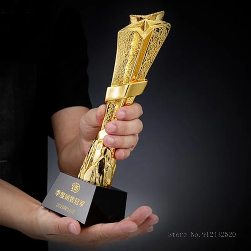 Creative Five-Pointed Star Crystal Resin Trophy, Can Be Customized, Gold-Plated, Academic Award, General Trophy