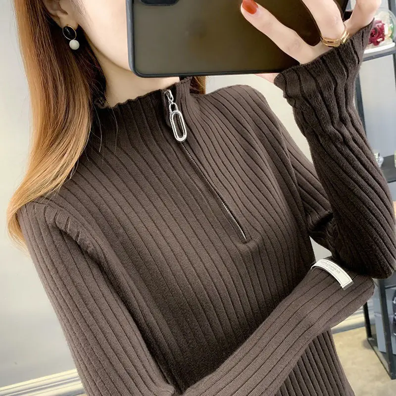 Women's Autumn and Winter New Slim Fit Sweater with Zipper Inside Half High Neck Knitted Sweater Short Top