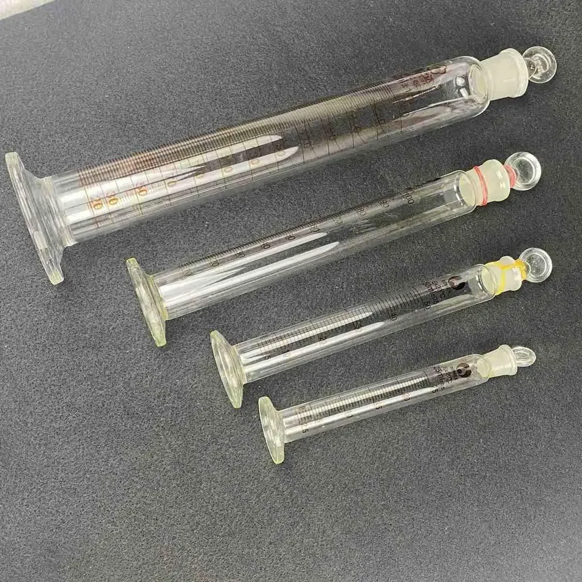 Bild 4: 5 ml/10 ml/25 ml/50 ml/100 ml/250 ml/500 ml/1000 ml Glas Messzylinder mit Stopfen Absolvent Labor Labor