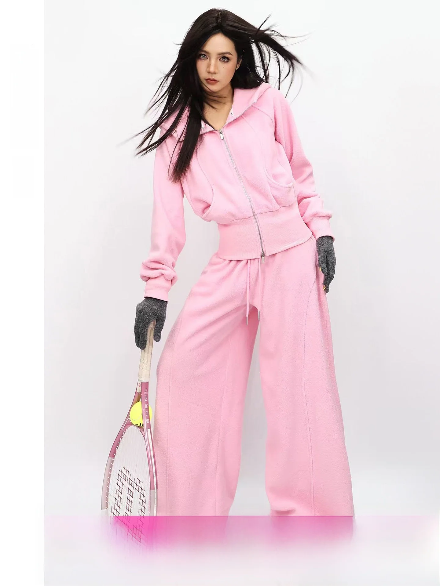 

Slim Fit Sporty Style Hoodie And Pants Set for Women Autumn Winter Fashionable Casual Wear Polyester Long Sleeve Zipper