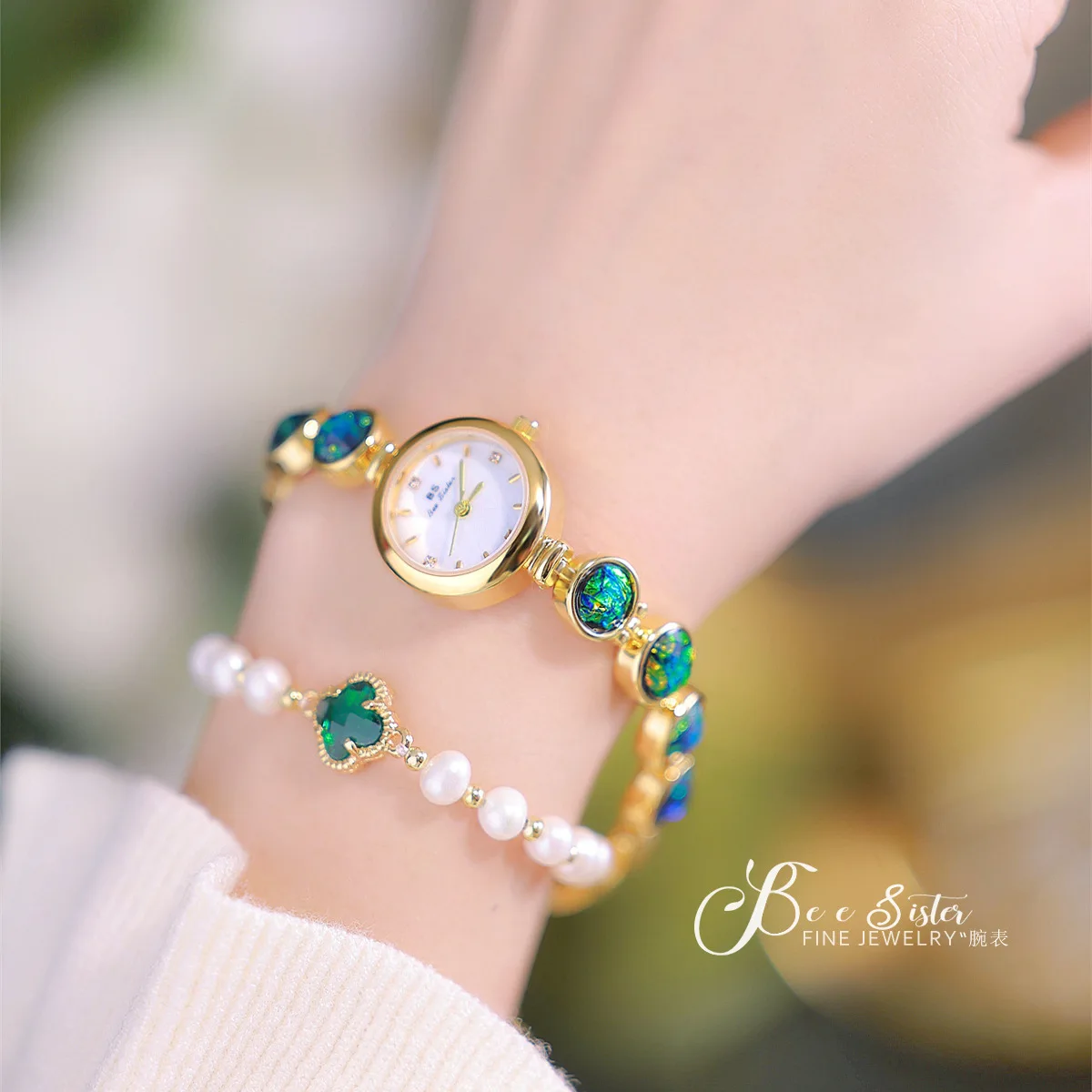 Luxury Brand Women's Watches Elegant Flower Diamond Bracelet Women's Watches Waterproof Fashion Quartz Women's Watch