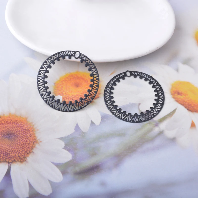 20 Stück AB2285 Messing-Schmuckanhänger, hellgoldene runde Charms, bemalte Verbindungsstücke, Anhänger für DIY-Ohrringe für Frauen, Zubehör – Detail 13