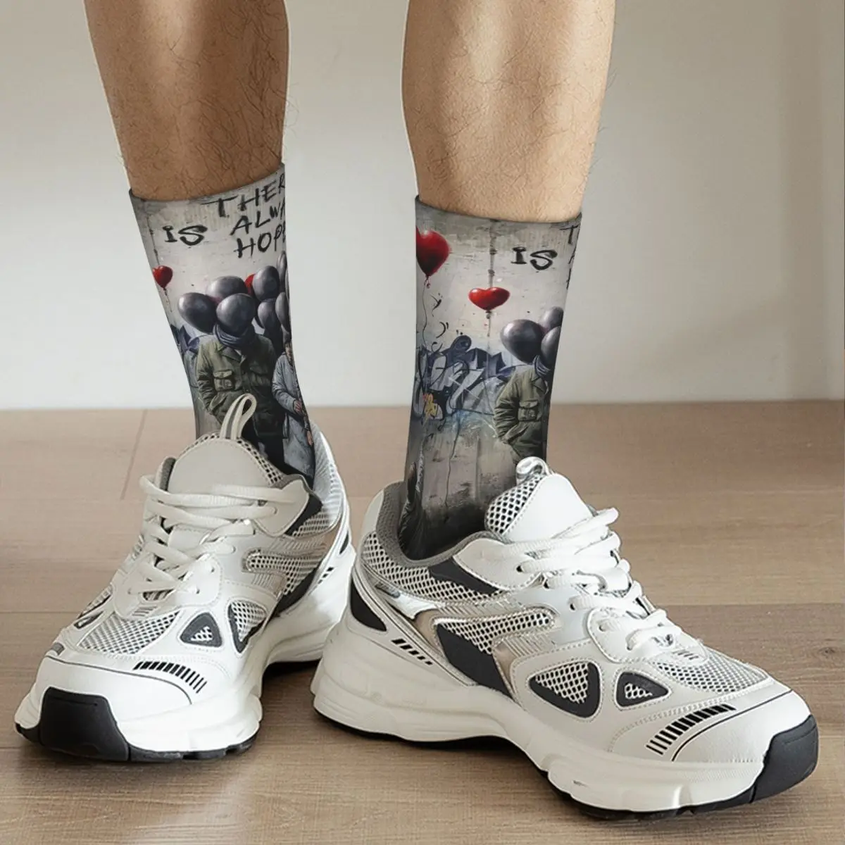 Banksy Street Art-Chaussettes à ballons pour petite fille, bas absorbant la sueur Harajuku, chaussettes longues toutes saisons pour homme et femme, anniversaire