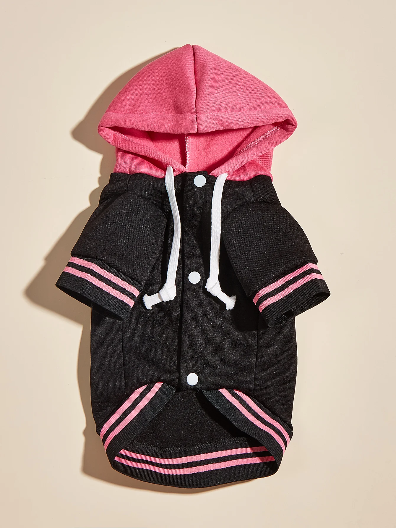Pet clothes dog cat jacket warm and comfortable clothes with trendy letter prints black powder stitching new style