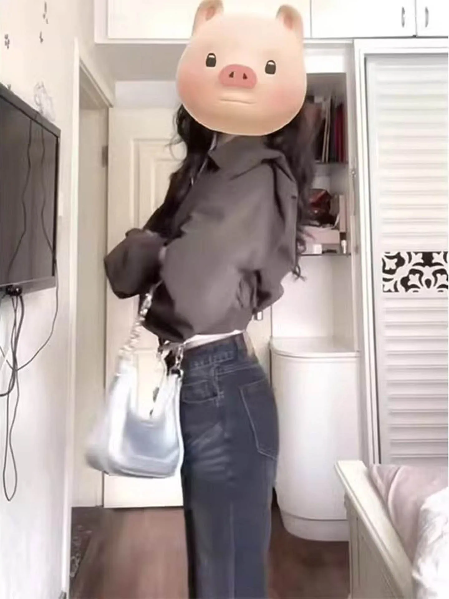 Jaqueta Fena Curta de Couro Marrom Estilo Beisebol com Ombro Acolchoado para o Início do Outono, Qualidade Superior, Moda...