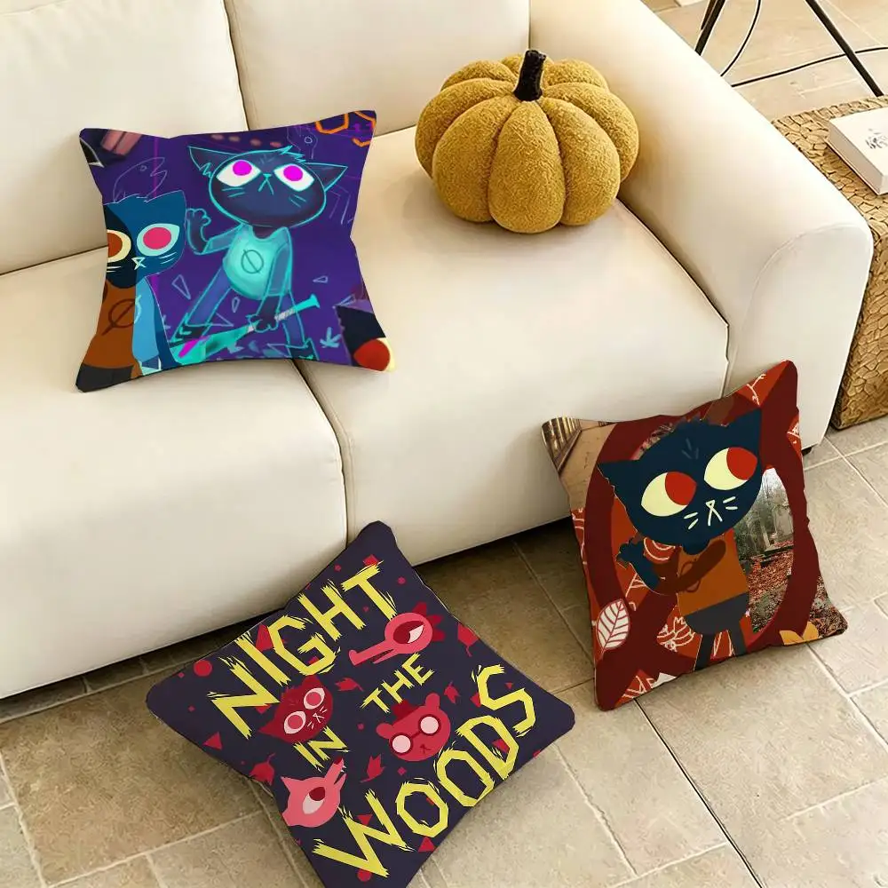 

Game Night in the Woods-S Pillow Case Square Double-Sided Sofa Cushion Cover Bedroom Bedside Pillow Gift