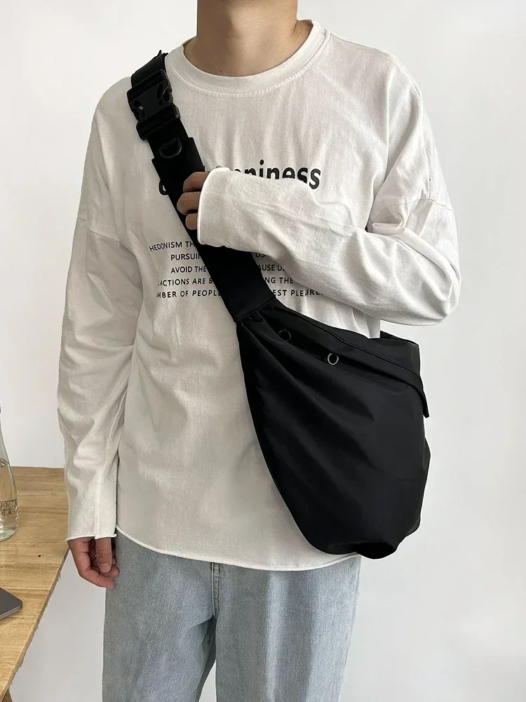 Japanese Travel Shoulder Man Bag Streetwear Style College Teens Sling Men’s Bag Messenger Bags Causal School Cross Bag