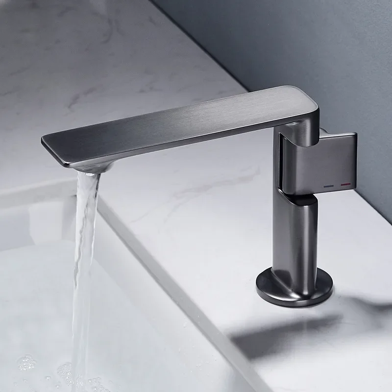 

Полностью медный смеситель, бытовой умывальник, умывальник для ванной комнаты, горячая и холодная вода, смеситель пистолет-серый.