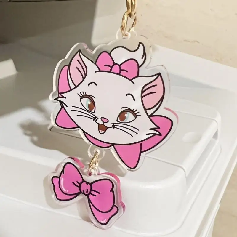 Disney Marie Cat portachiavi acrilico Kawaii Anime Cartoon Design creativo arco in Pvc portachiavi ciondolo zaino decorazione ragazza regali