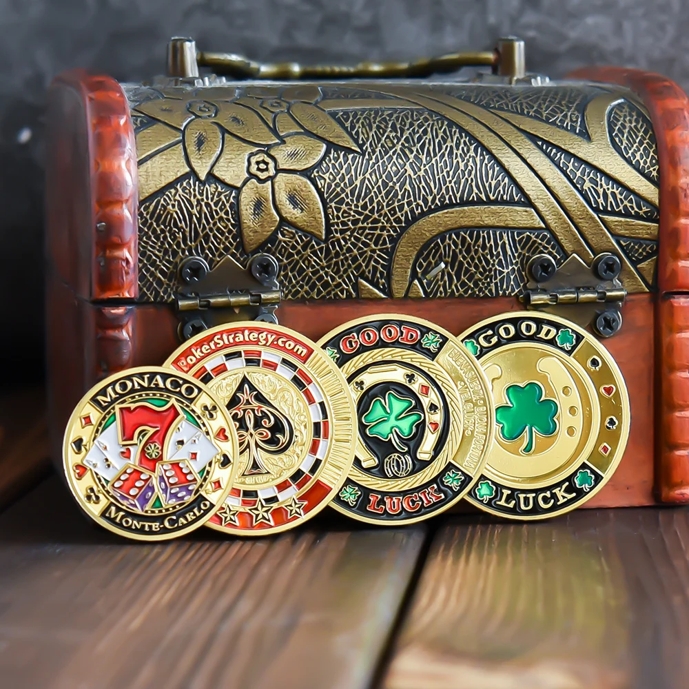 

Luy Four-le Clover Heart Poker Coin Creative Small Toy Commemorative Stamp Decision ing Gift for People Plaything