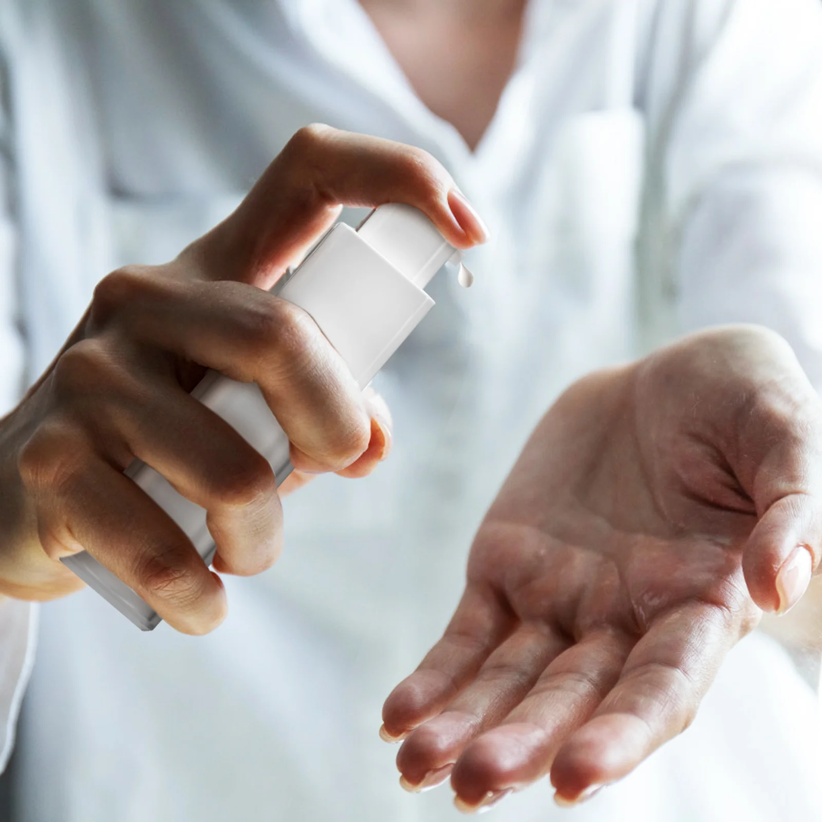 2 pcs Airless Pump Bottles Frosted Refillable Travel Lotion Containers Compact Lightweight For Toiletry Storage Durable Empty