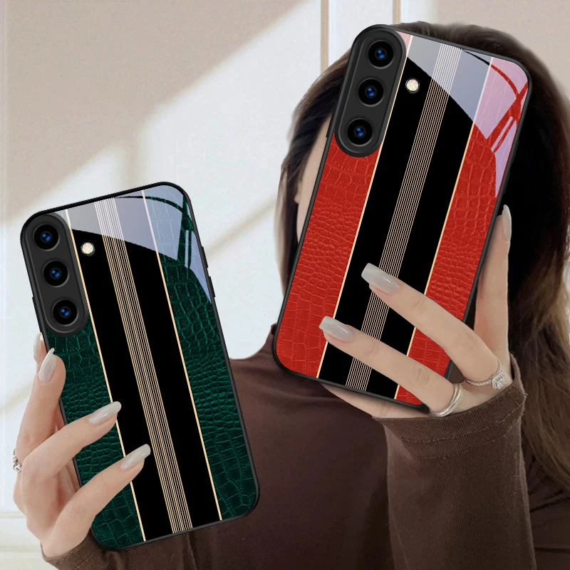 

Crocodile skin texture For Samsung Galaxy S26 Ultra S25 Edge S24 FE S23 Plus S22 S21 S20 S22+ S24+ S25+ Black Glass Phone Case