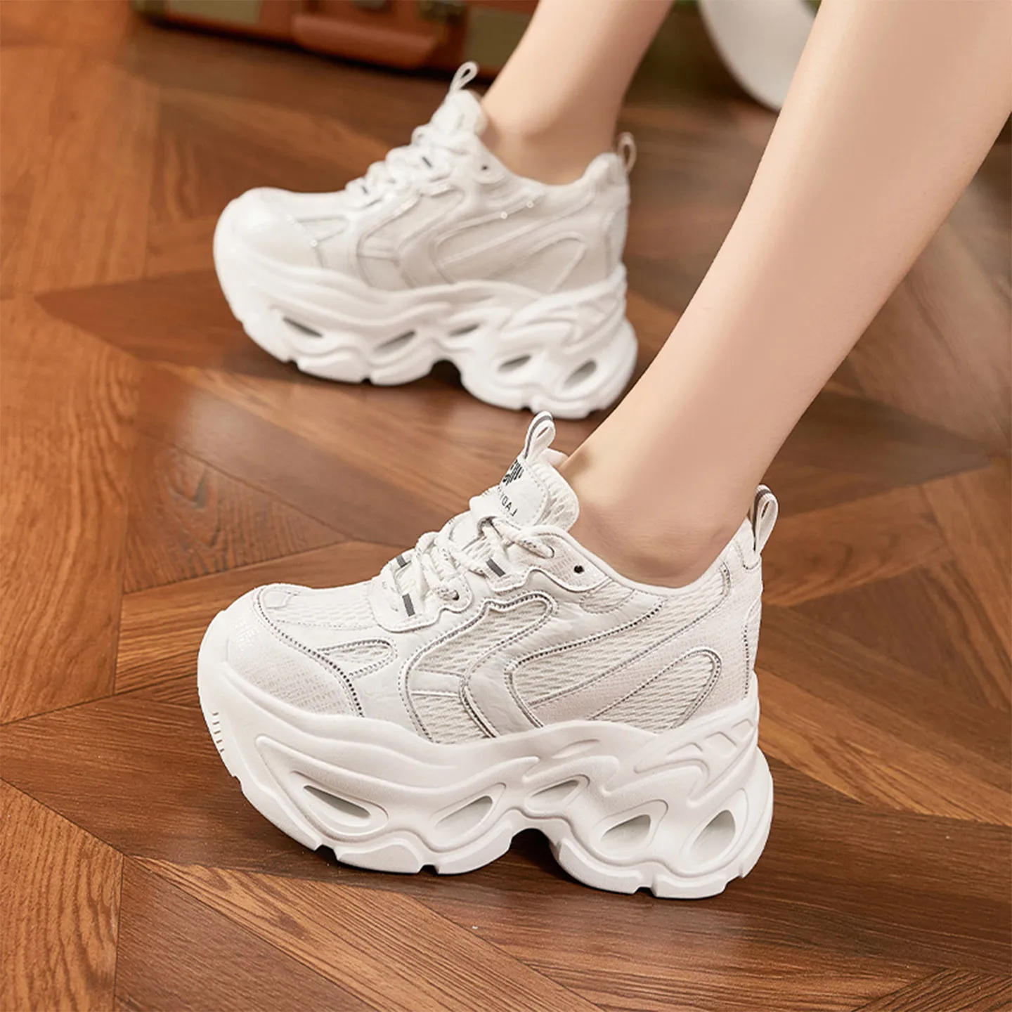 Women's Fashion Rhinestone Shoes 2026 Spring New Trendy Thick Sole Inner Heightening Women's Shoes Versatile Casual Sports Shoes