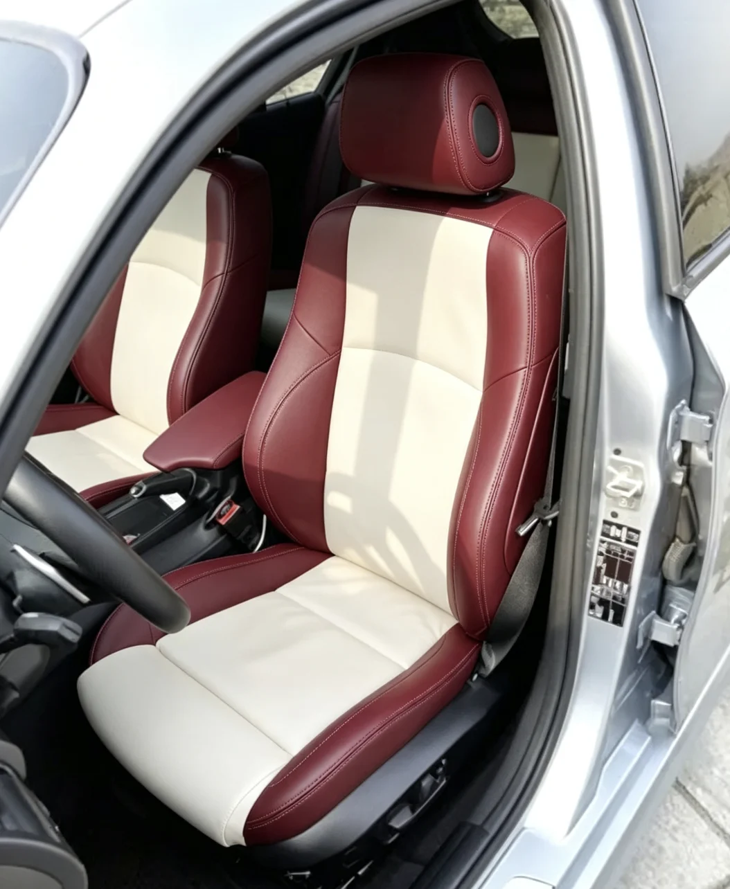 Für BMW E87 2008~2011 Maßgefertigte Autositzbezüge Luxuriöses Nappaleder 100% Passgenau Innenausstattung 360 ° Vollständige Abdeckung – Detail 10
