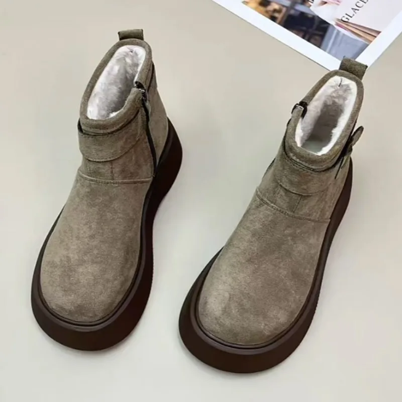 

Platform Women Flats Short Snow Boots 2025 Fashion Suede Plush Shoes Designer New Sneakers Winter Ankle Boots Casual Zapatillas
