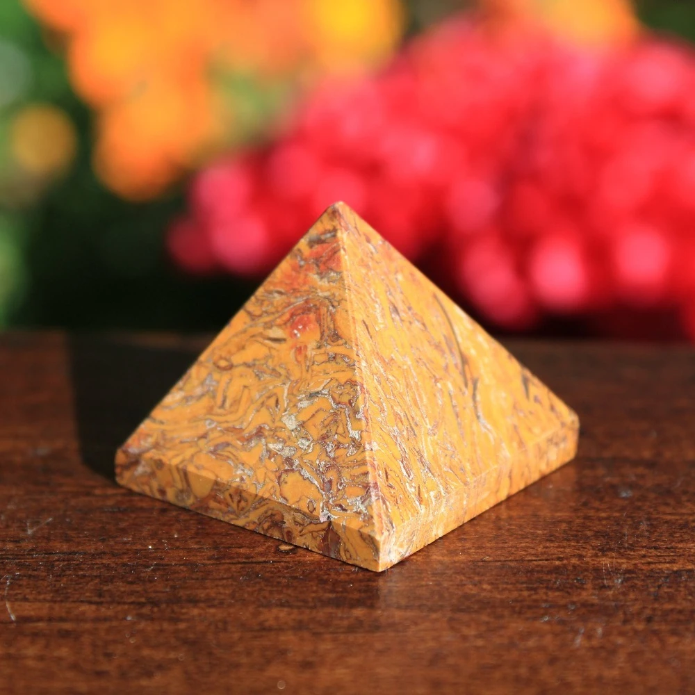 Natural Golden Silk Jade Pyramid Crystal Gifts for Parents Crystal Collection Home Decor Home Decoration Holiday Party Favors