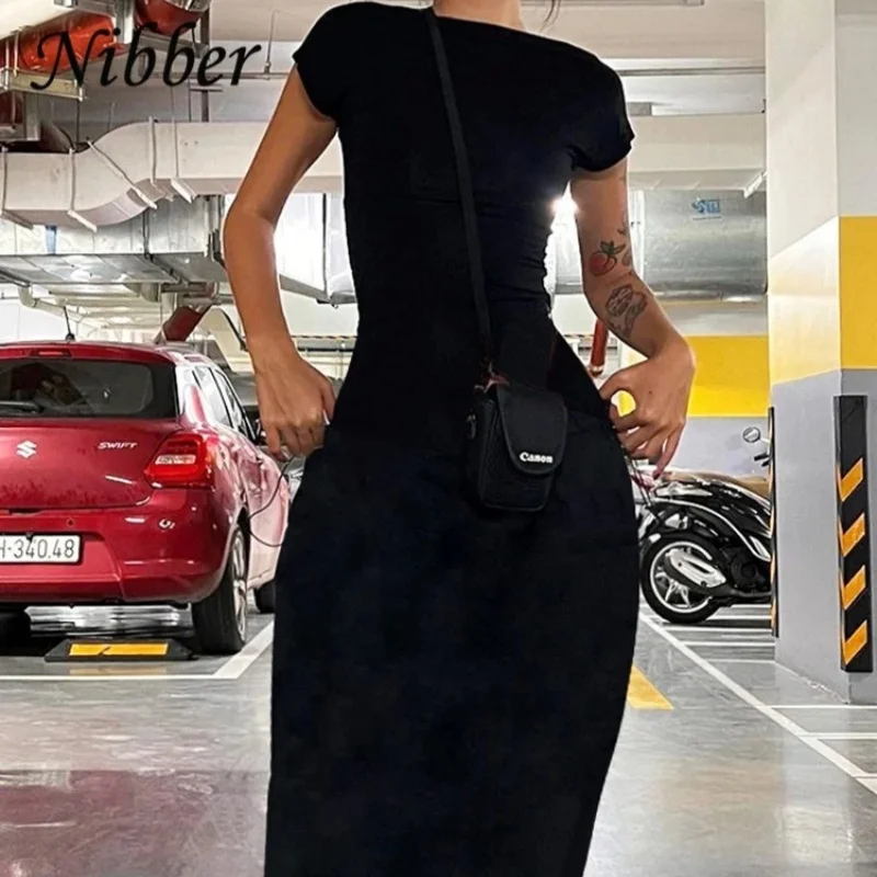 

Европейско-американское модное женское платье 2026 года, летнее, с коротким рукавом, круглым вырезом, облегающее, с открытой спиной, для уличных вечеринок, мини-платье