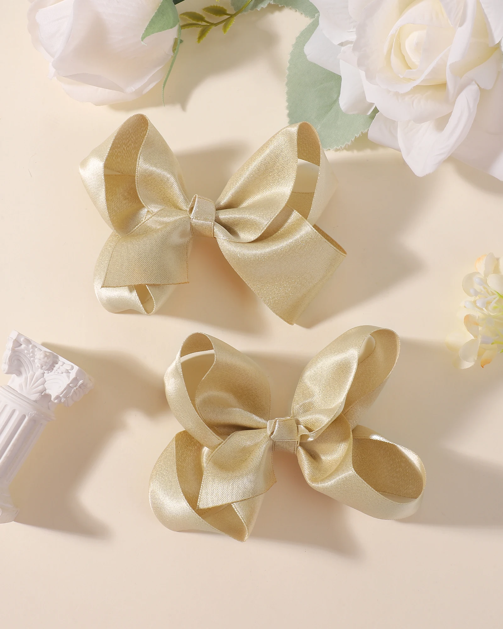 กิ๊บติดผมสีพื้น 2 ชิ้น ขนาด 4  - Ribbon Bow Gift บทวิจารณ์และราคา