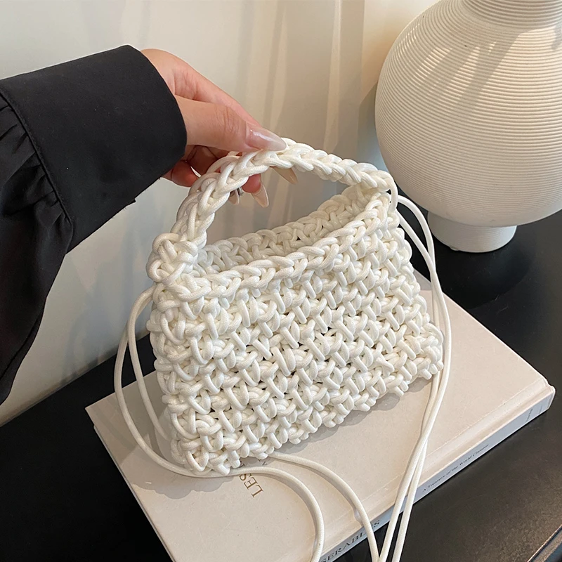 

Black Woolen Crochet Handbag Fashion Clutch Bag Ladies Handmade Woven Bag Mini Small Knitting Crossbody Mobile Phone Bag Purse
