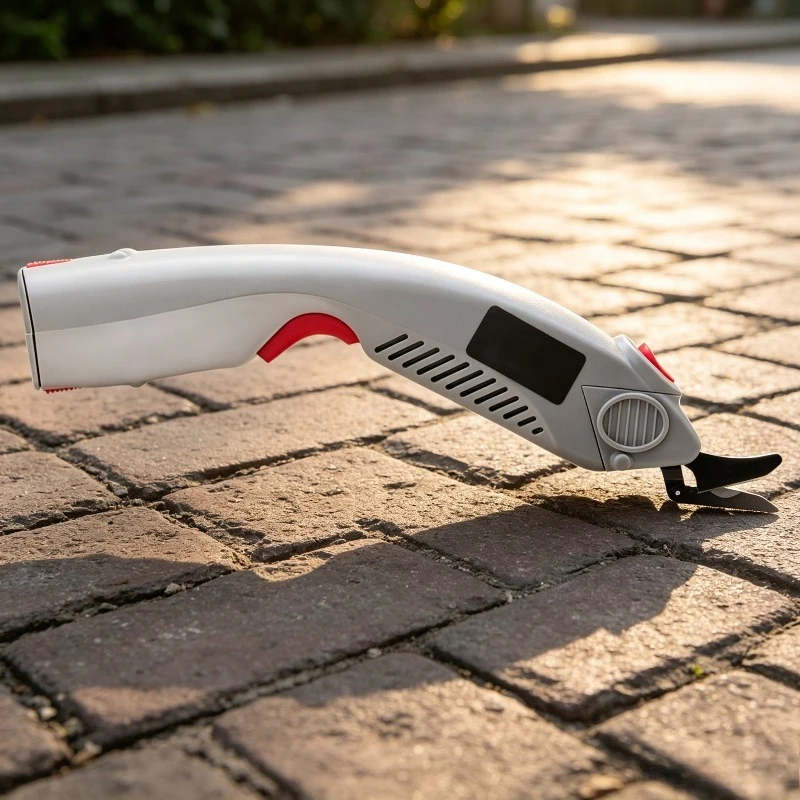 Portable Electric Scissors Handheld Tailor Cutting Machine Fabric Cloth Cutter Plug-in Rechargeable Shears Garment Tool