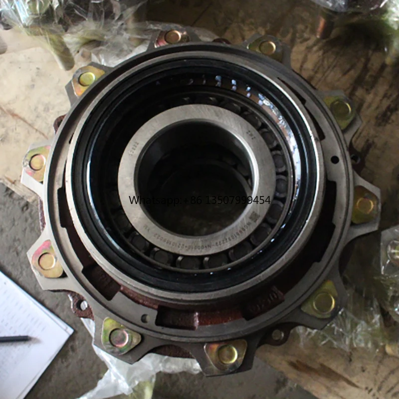 

New SITRAK HOWO SHACMAN FAW DONGFENG Truck Body Parts LC300 Wheel Hub Assembly W3104010F102D for Shandong Chinese Dump Trucks