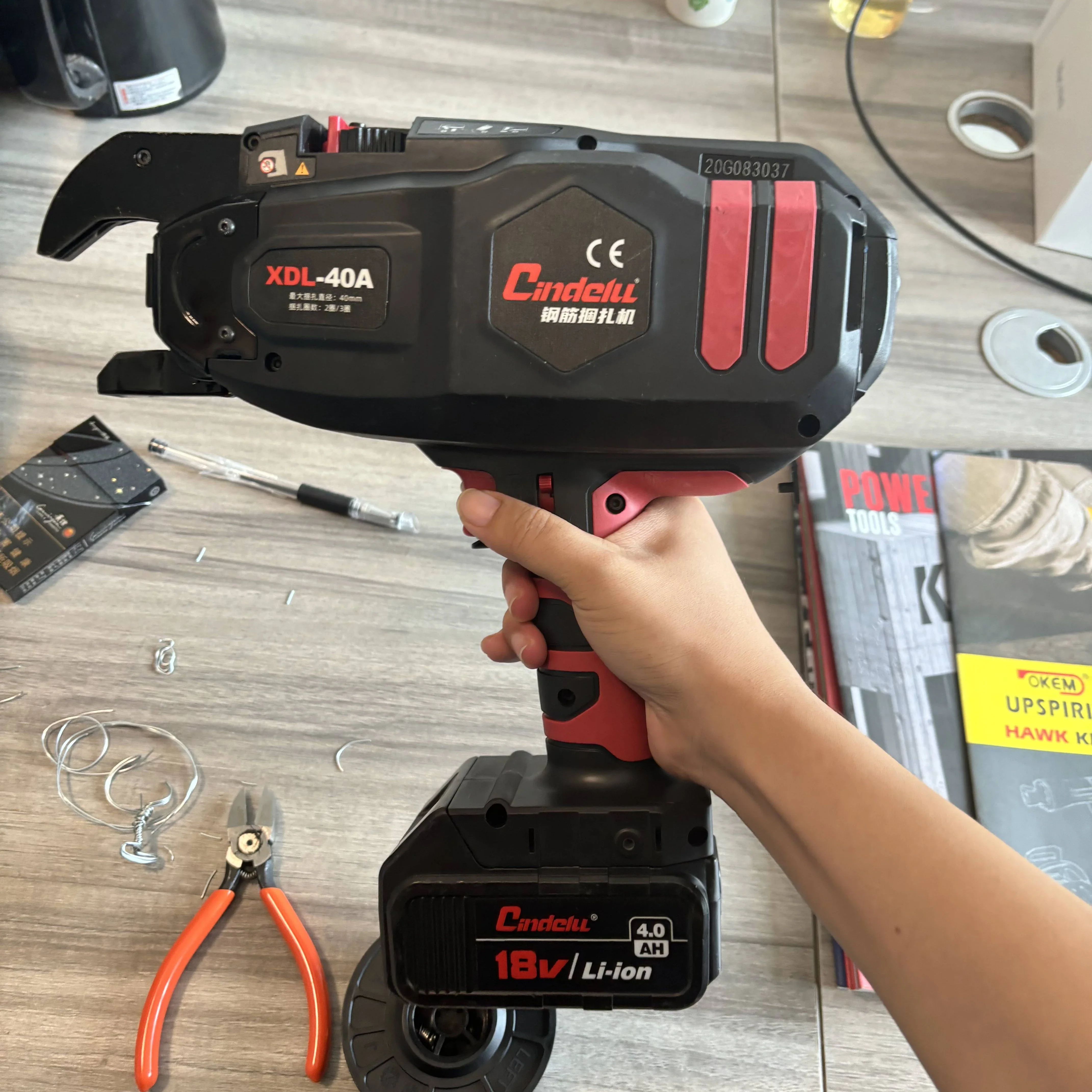 

Akx Industrial Strength Automatic Cordless Rebar Tying Machine CE Approved with Brushless Twisting Motor Electric Power Source