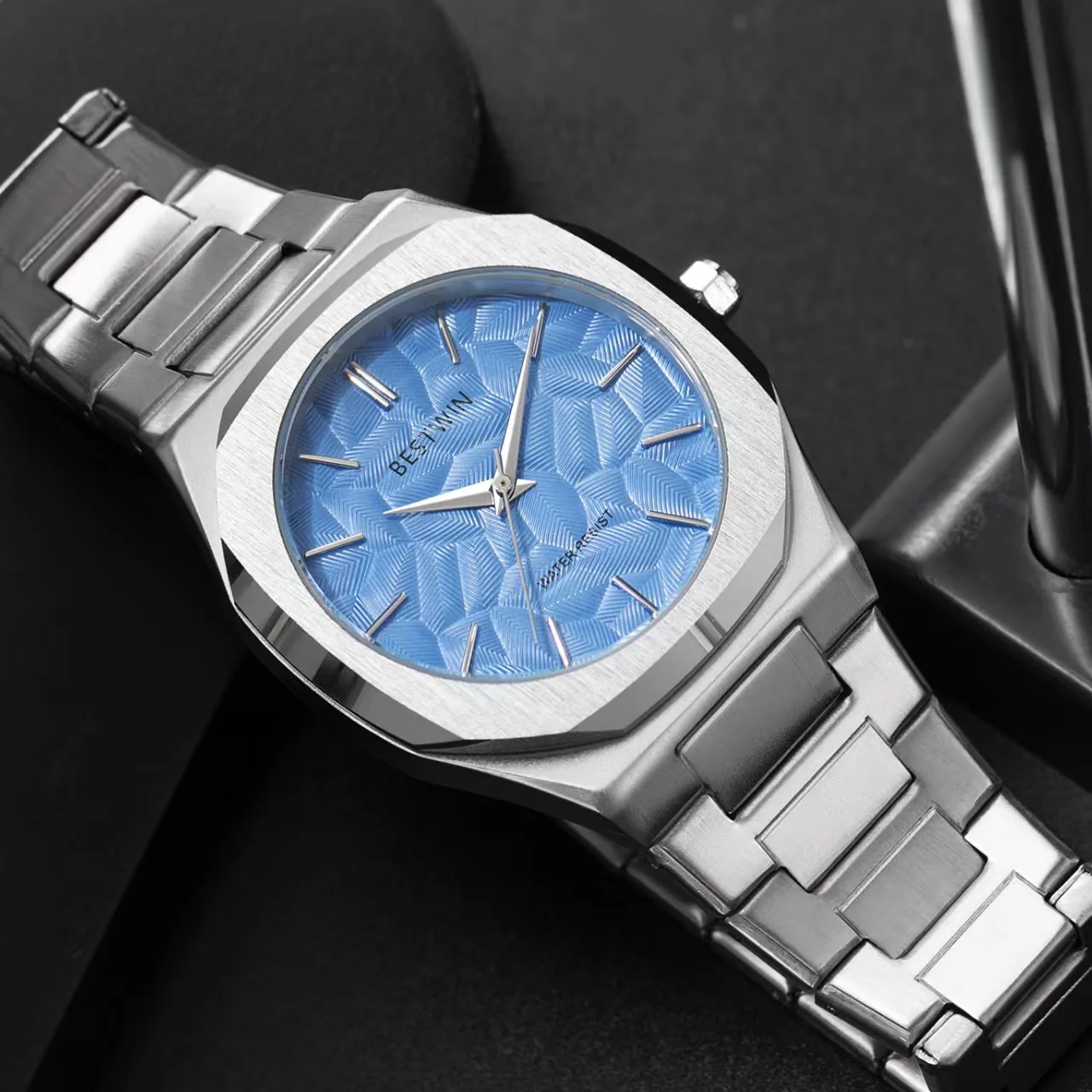 

BESTWIN 983 Mens Watches 41mm Featured Dial Stainless Steel Strap Waterproof Simple Fashion Business Quartz Watches for Men