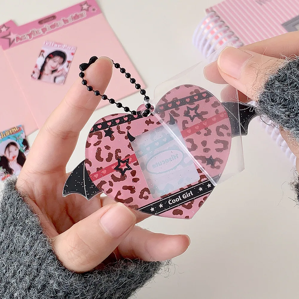 حافظة صور أكريليك بأجنحة صغيرة على شكل قلب لهاتف 1 بوصة حافظة بطاقات صور على شكل نجمة K-Pop بطاقة الطوب المعبود حامل بطاقات الصور لوازم البطاقات #4