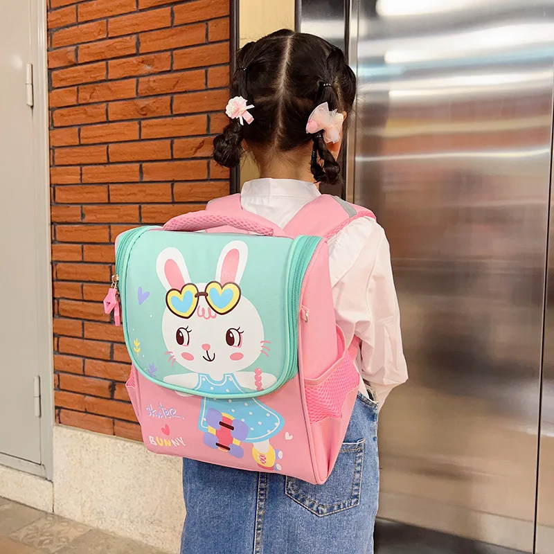 Primary Schoolbag Cartoon Cute Kids Backpack Large Capacity Lightweight Waterproof Student Book Bag Kids Rucksack School Bags