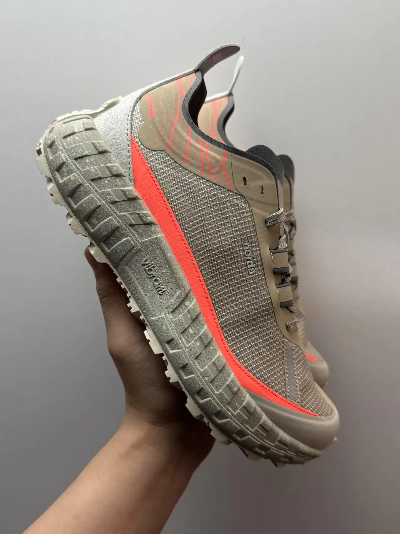 2025 Winter New Arrival Bestselling Casual Outdoor Slip-Resistant Durable Walking Shoes High Traction Walking Shoes Casual Footw