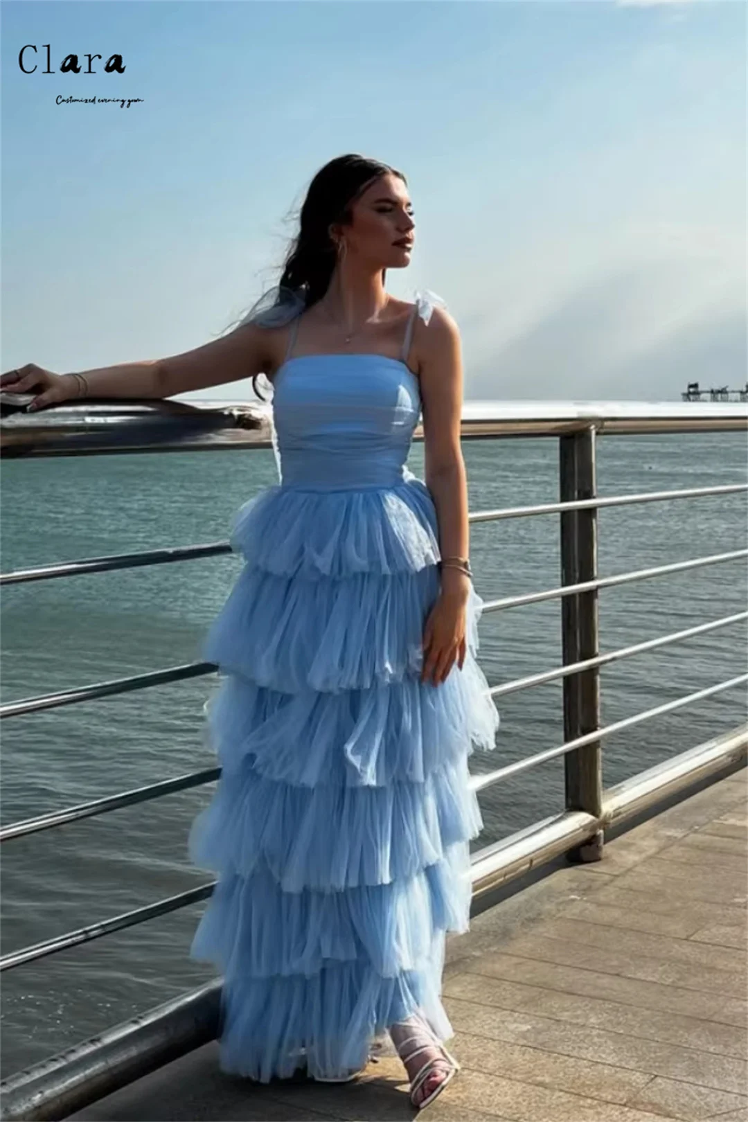 Clara Custom mehrschichtige Schulter-Spaghettiträger, blau, elegante Damenkleider für Hochzeit, Party, langes Ballkleid, Abend 2025,