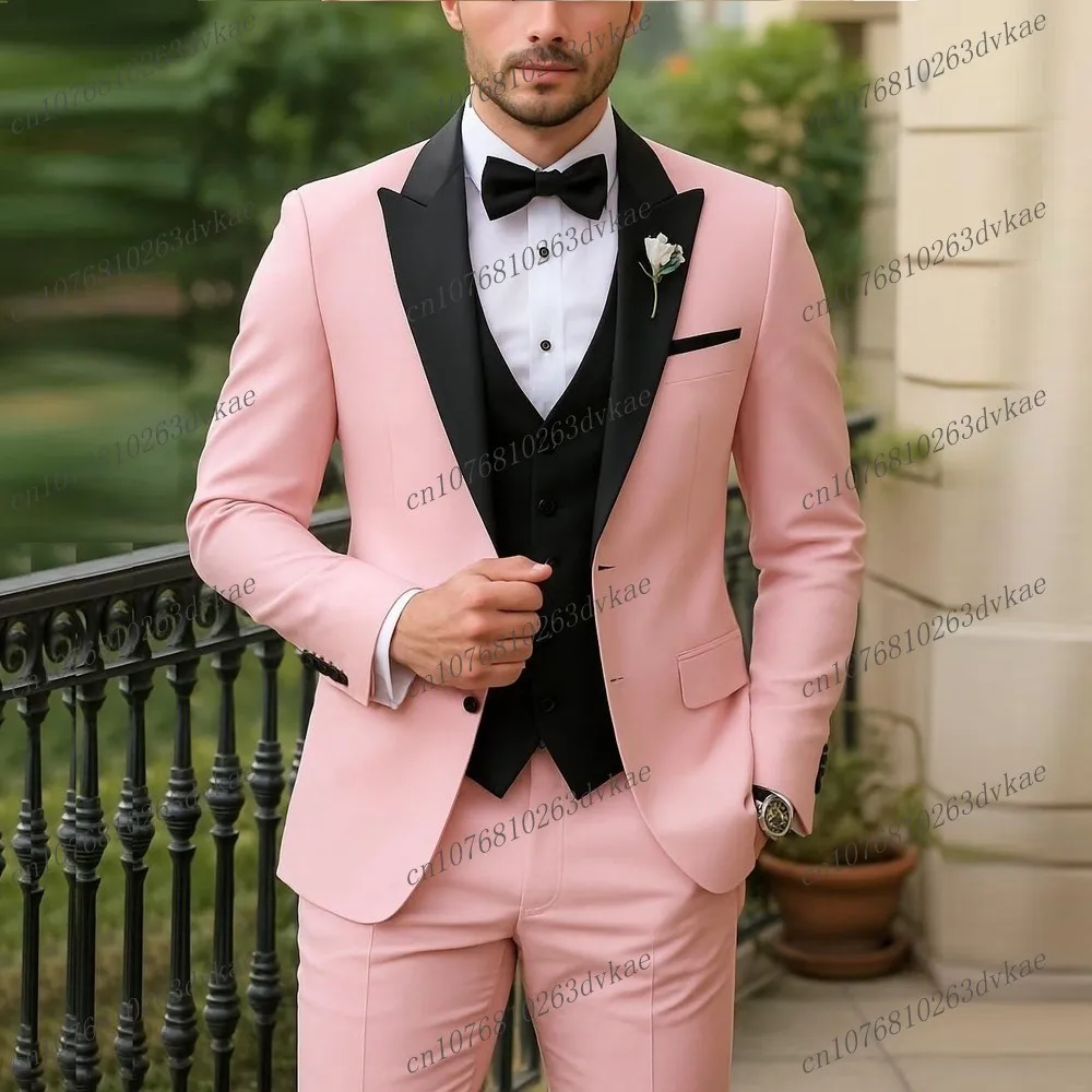 

Розовый и черный мужской костюм для свадебной вечеринки, формальный жених, жених, выпускного вечера, деловые мужские смокинги, комплект из трех предметов, куртка, жилет, брюки