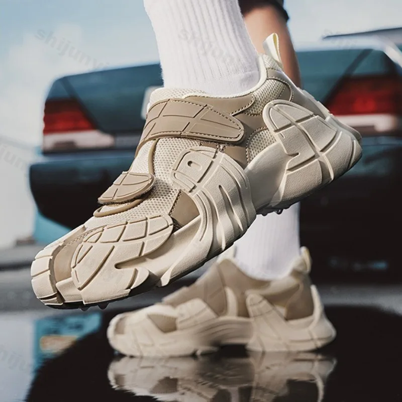 

2025 Summer New Style Men's Mesh Breathable Casual Sports Shoes Fashion Trend Non Slip Shoes Low Top Comfortable Chunky sneakers