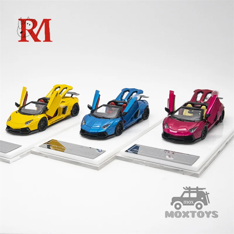 Modelo de rinoceronte RM 1:64 LP700/720-4 modelo de carro fundido