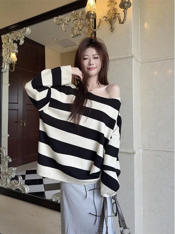 

plus Size Korean Style Shoulder Bared Long Sleeve Knitted Sweater Women's Loose Fit Casual Autumn Top for plus Size Women