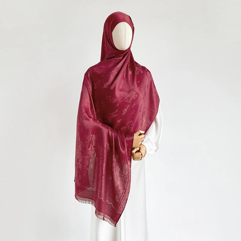 

70*180cm Women Hijab Floral Gold Thread Jacquard Scarf Muslim Wrap Ramadan Islam Winter Headscarf Hijabs Turban Neckerchief