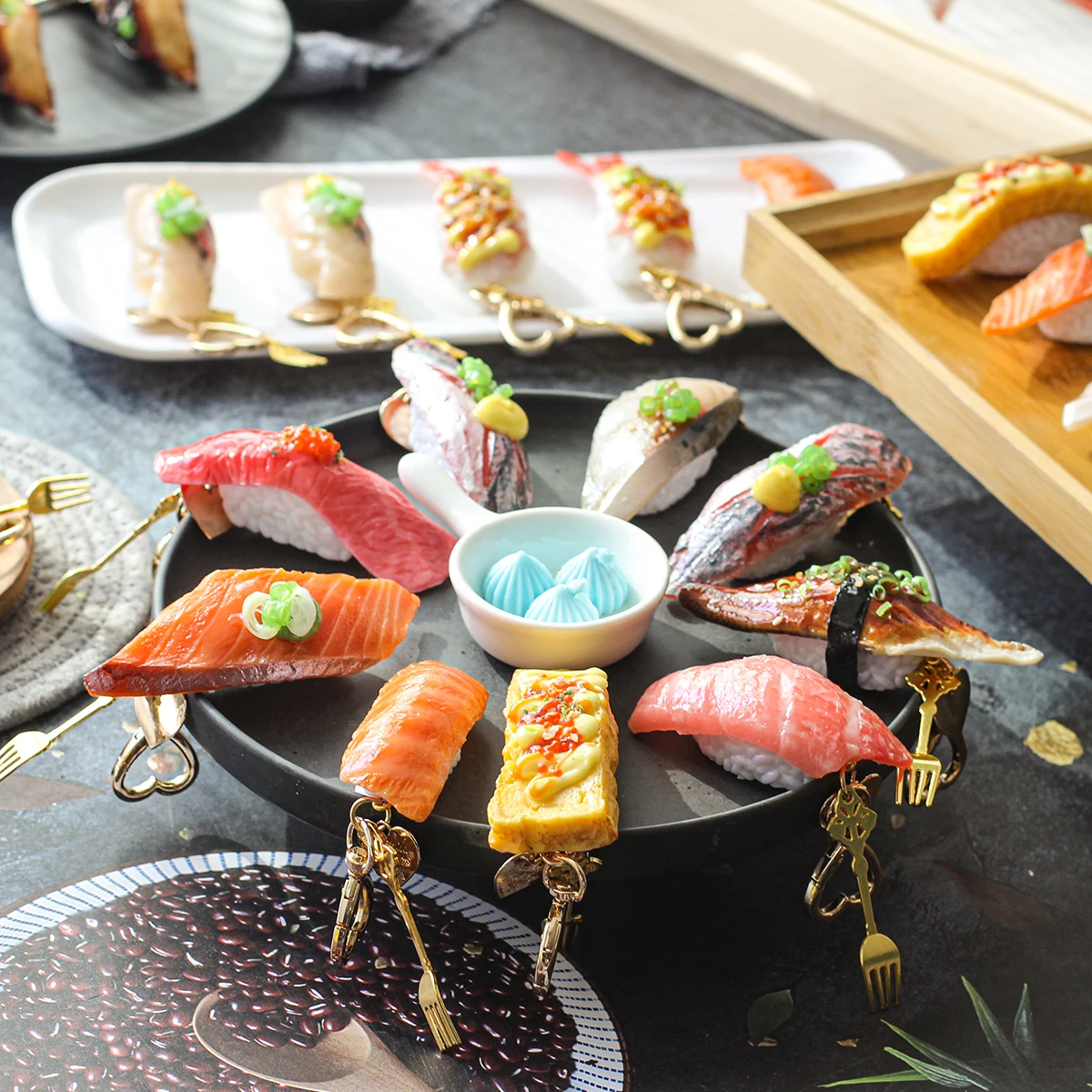 1 unidad de modelo de sushi de simulación, adornos, salmón falso para cocina, colgante para llavero, accesorios de comida, decoración de escaparates