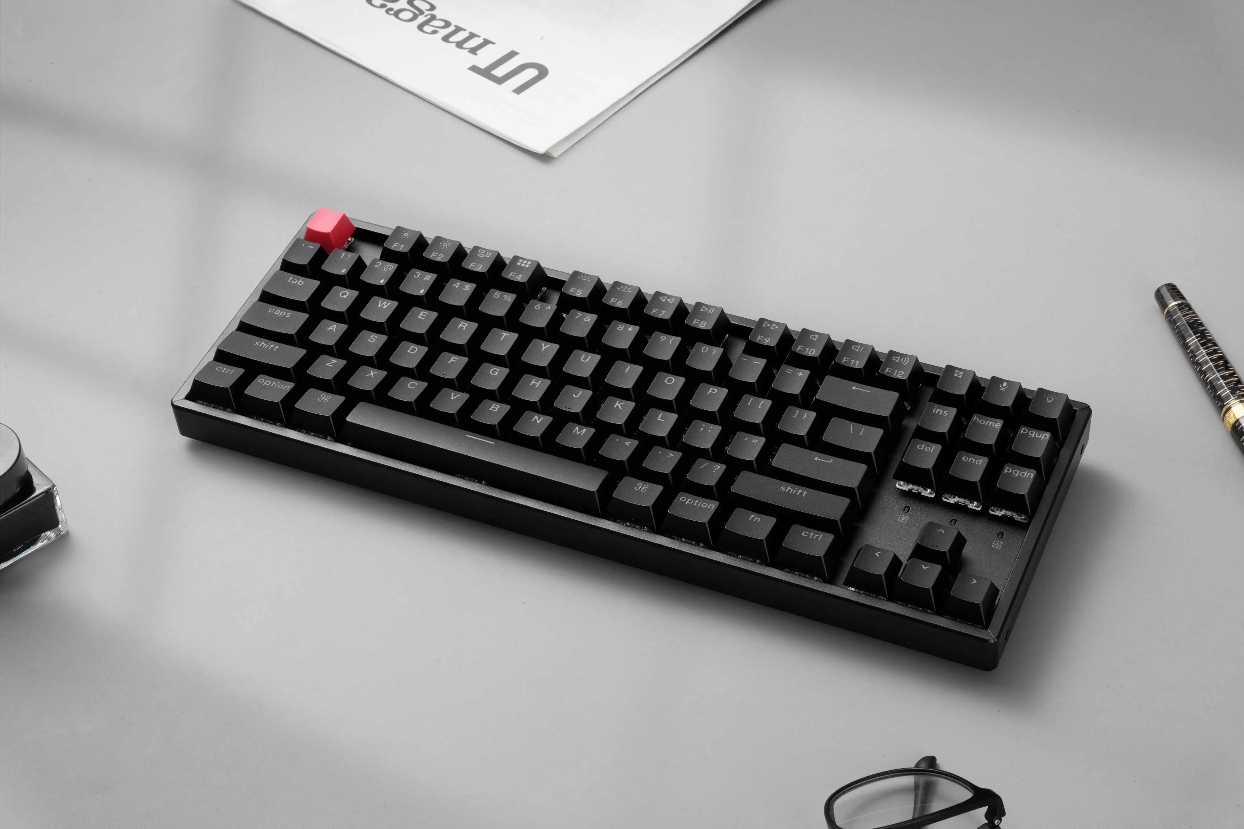 Keychron-Clavier mécanique personnalisé sans fil, rétroéclairage RVB, clavier PBT double injection remplaçable à chaud, K8 V2 QBrosWireless