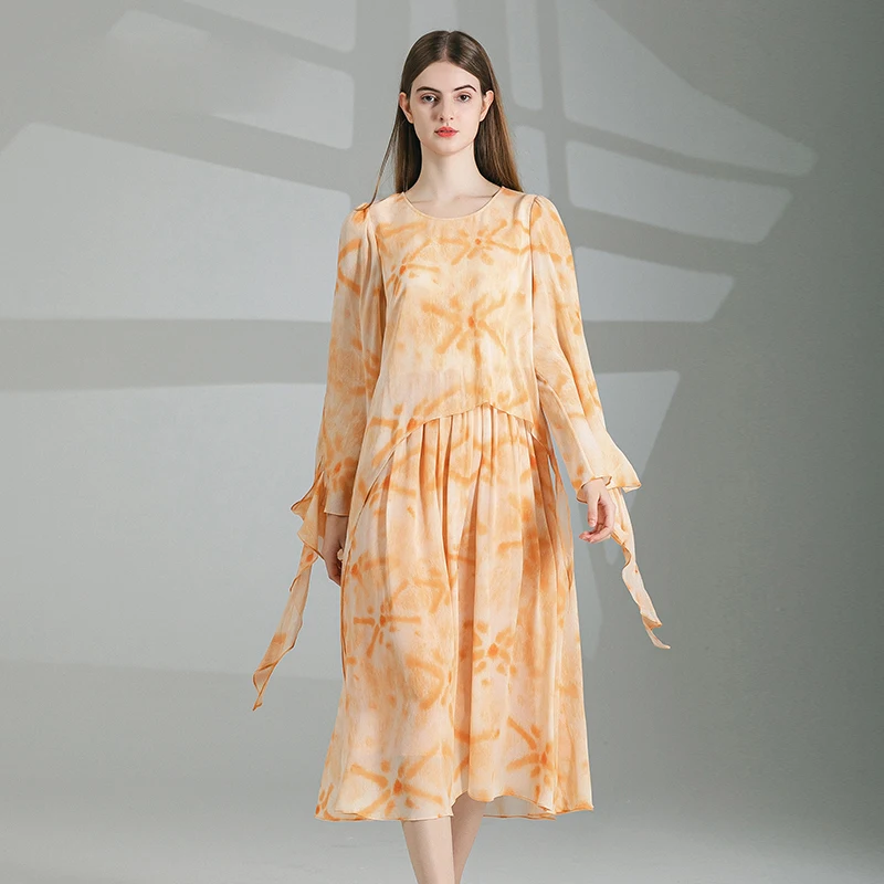 

Honey Yellow Dark Jacquard Mulberry Silk Patchwork Georgette Silk Round Neck Trumpet Long Sleeve Loose Dress AY211