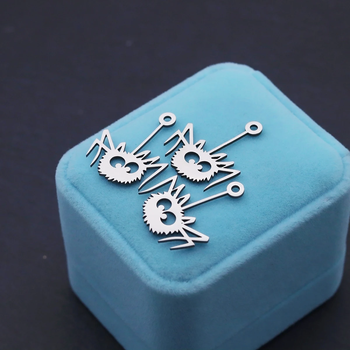 

3pcs Cute Stainless Steel Spider Pendants Punk Metal Insect Charms Pendant For DIY Jewelry Making Necklace Valentine's Day gift