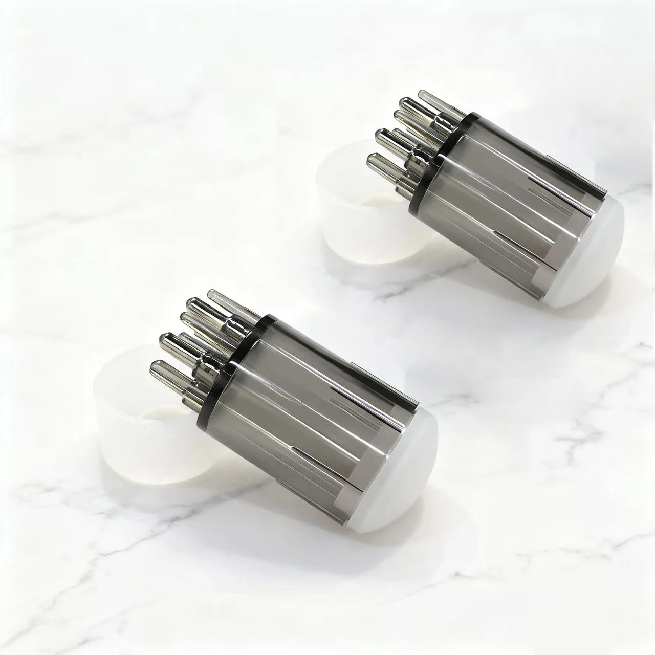 5 Roller Balls Scalp Applicator Bottle 10ml, Metal Spring Tip Hair Oil Serum Dispenser for Hair Root Massage Hair Growth Care
