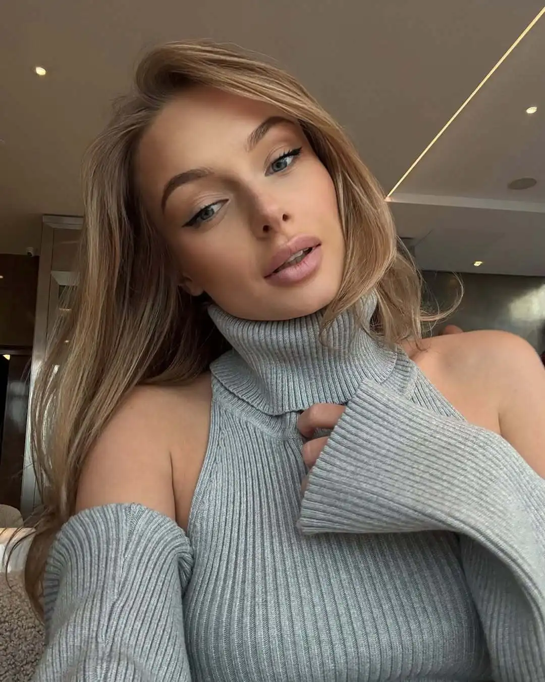 Conjuntos de camisetas sin mangas de punto 2025 para mujer, chaleco de cuello alto a la moda y chal de manga larga, trajes de 2 piezas, Top de punto Sexy con espalda descubierta para mujer