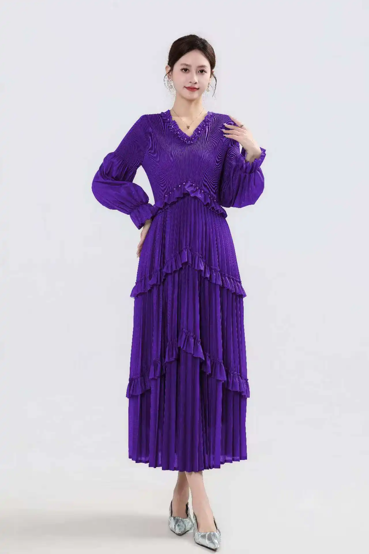 

Miyake Pleated 2025 Autumn and Winter New Fashion Solid Colour Pleated Dress Design Sense of Temperament Commuter Skirt