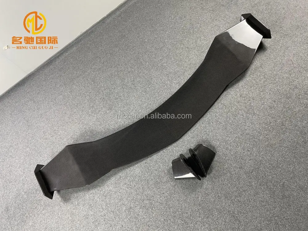 Man-sory Style Carbon Fiber car Pressure tail Rear Wing for Lamborghini URUS  spoiler