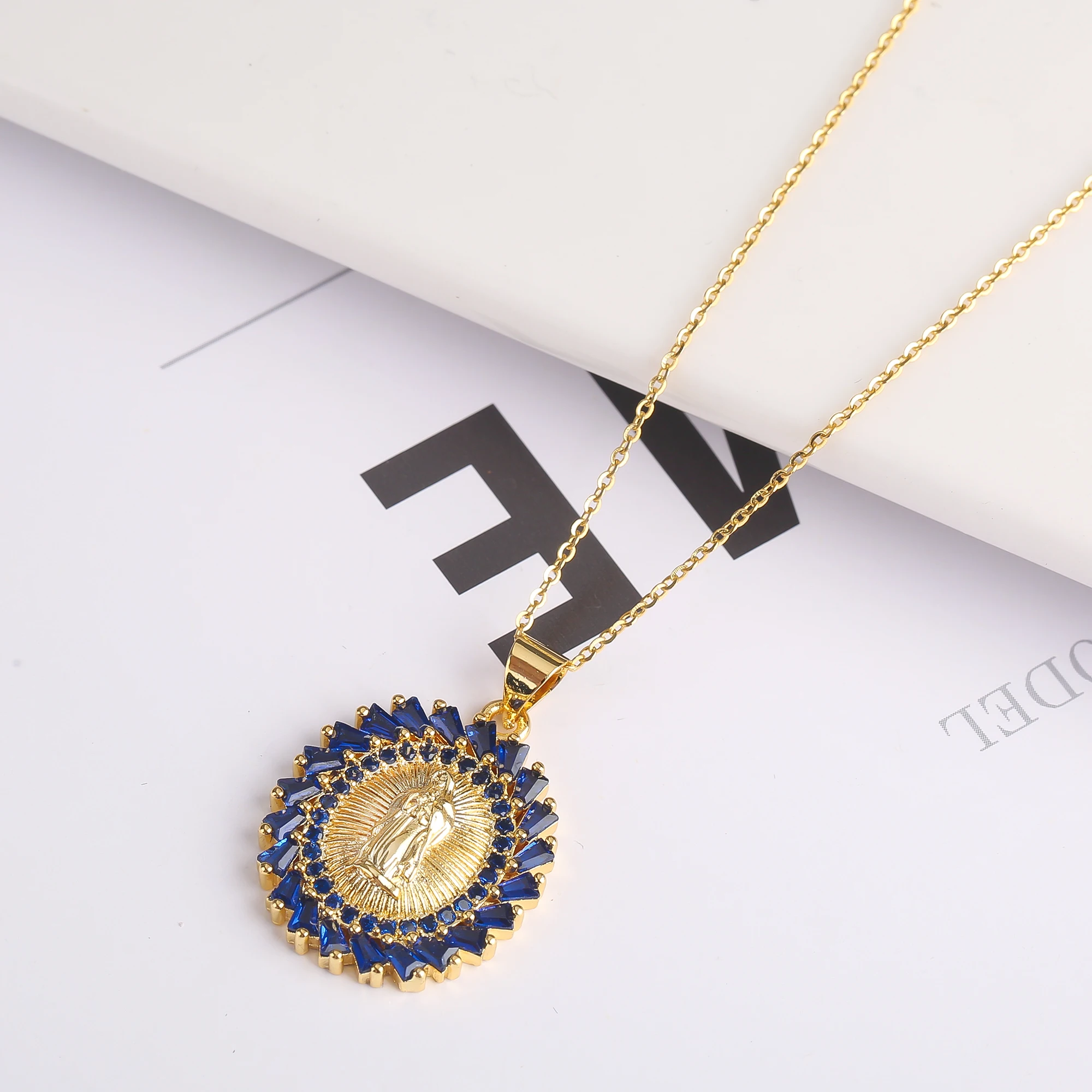 Zircon Colored Diamond Hot Selling High Quality 2PC Religious Buddhist Pendant Necklace Earrings Jewelry Set Women\'s Gold Plated