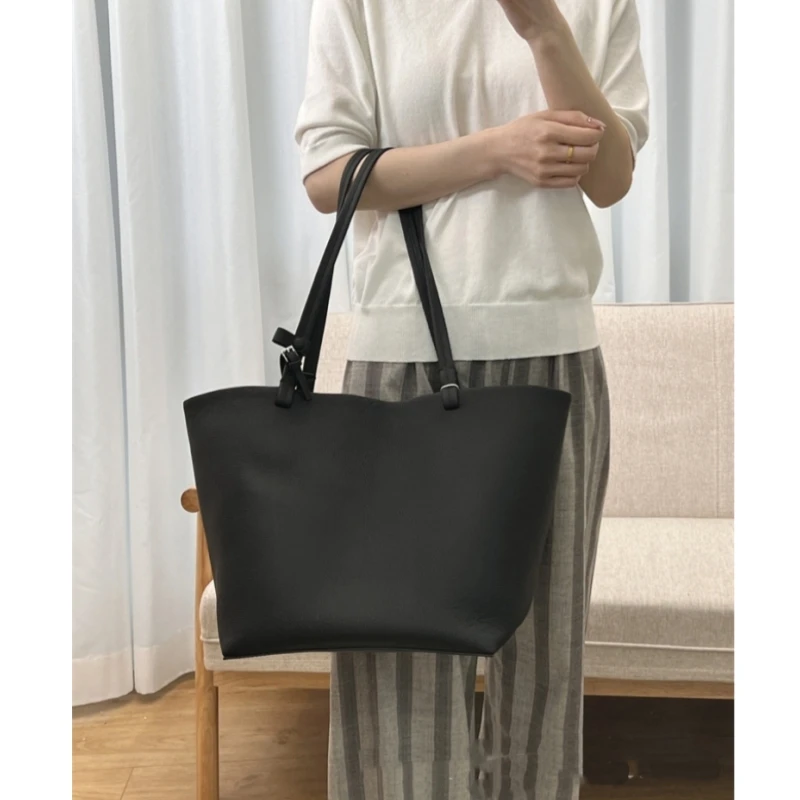 25 Year High-End niche Women's Genuine Leather lychee Pattern Large Capacity Single Shoulder Casual Mother and Child Tote Bag
