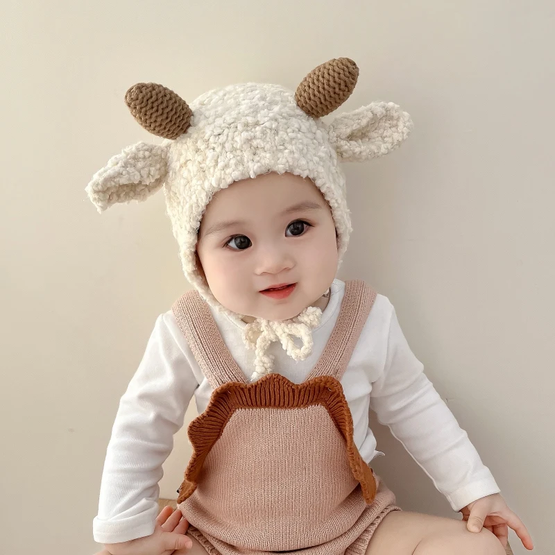 Kids Cozy Ski Hat Windproof Hat Lambswool Ear-flapped Hat Exquisite Workmanship Small Ears And Horns Design Kids Costumes